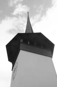kirchturm ferenbalm (Foto: ref-fr)
